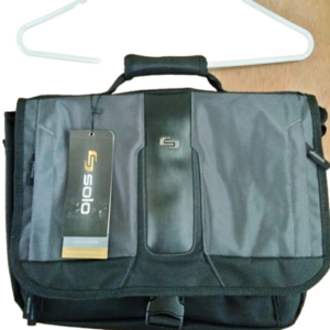 Solo Active Messenger Bag NWT Protects Laptops UpTo 15.6"